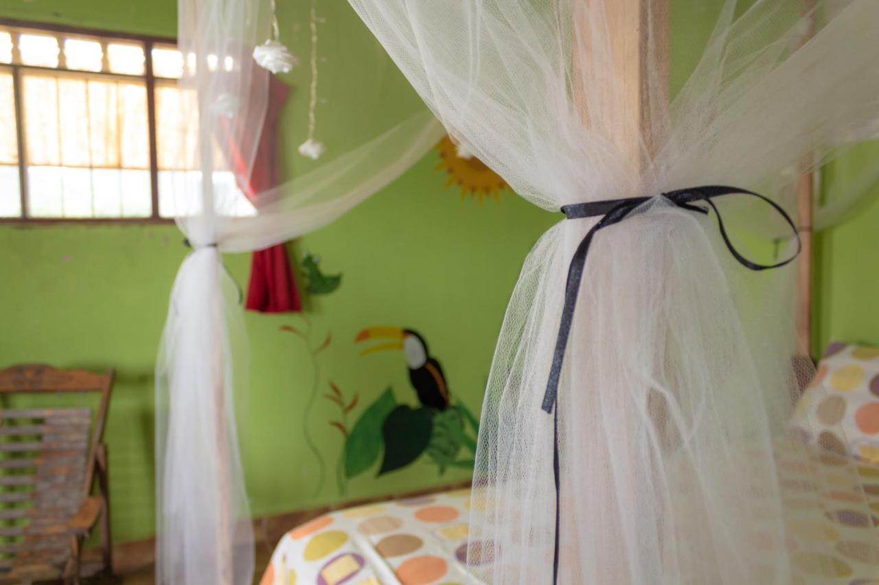 Perezoso Hostel รัวเรนาบาเก ภายนอก รูปภาพ